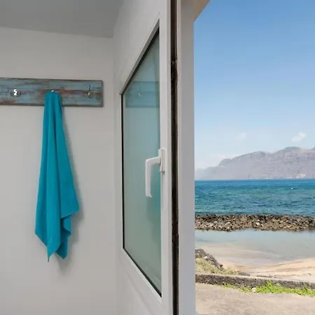 Casa Charcon Alto, En Primera Linea De Mar - Lanzarote * Famara