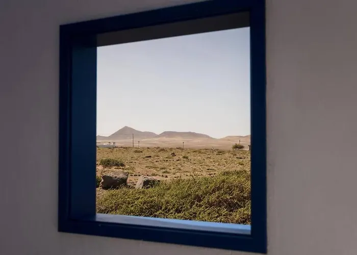 Casa Charcón Alto, En Primera Línea De Mar - Lanzarote Famara